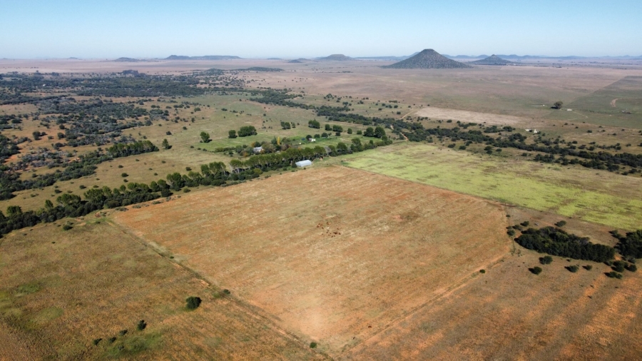 3 Bedroom Property for Sale in Bloemfontein Rural Free State